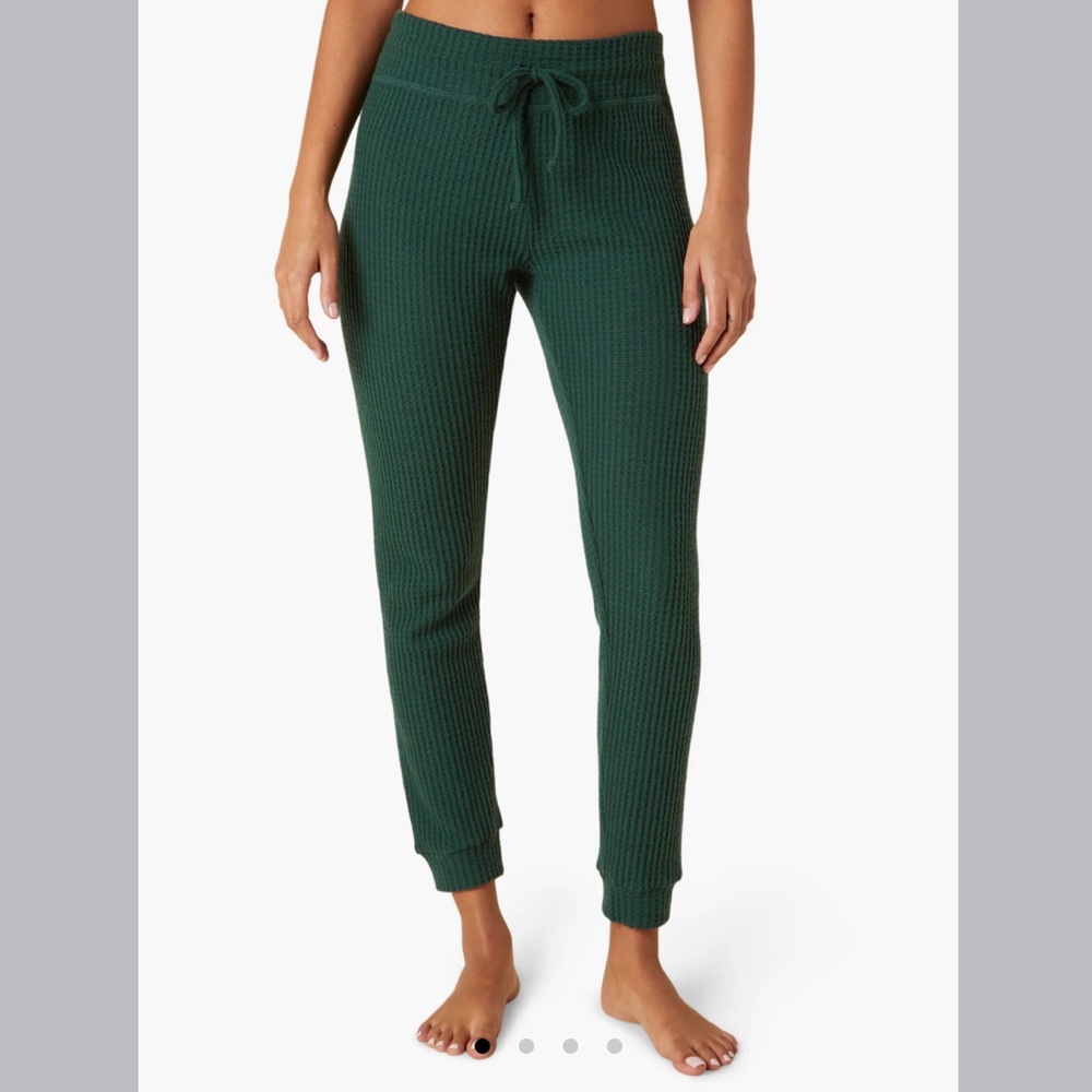 Beyond Yoga Green Ribbed Pants